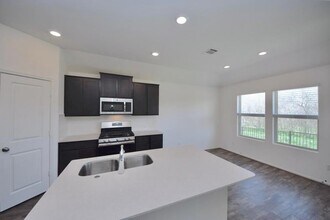 3413 Mikayla Ct in Round Rock, TX - Foto de edificio - Building Photo