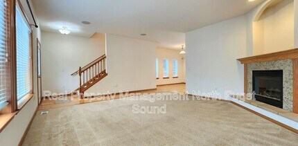7332 Olympic Dr in Everett, WA - Building Photo - Building Photo