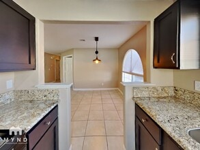3440 Winterhaven St, Unit 102 in Las Vegas, NV - Building Photo - Building Photo