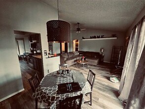 6353 Greyhawk Ave in Las Vegas, NV - Building Photo - Building Photo