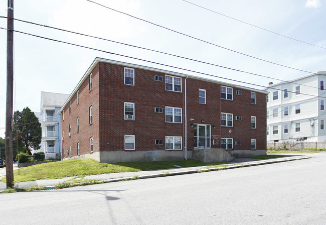 Howard Place Apartments in Lawrence, MA - Foto de edificio - Building Photo