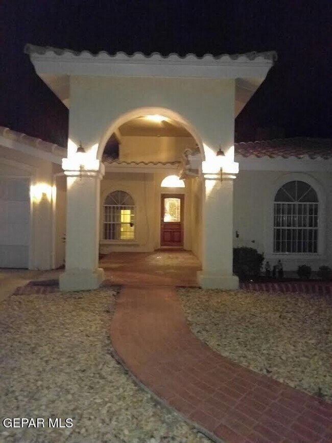 7417 Mission Viejo Dr in El Paso, TX - Building Photo - Building Photo