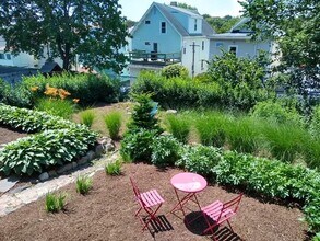 48 Putnam St, Unit 3 in Somerville, MA - Foto de edificio - Building Photo