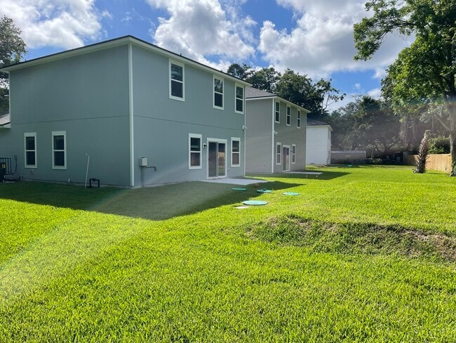 1745 Charlotte St in Jacksonville, FL - Building Photo - Building Photo