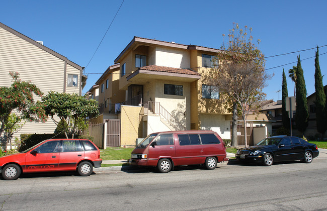 707 E Lomita Ave in Glendale, CA - Building Photo - Building Photo