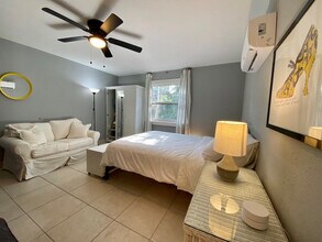 819 SW 9th Terrace in Fort Lauderdale, FL - Building Photo - Building Photo