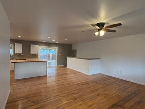 1635 Capulin Dr in Colorado Springs, CO - Foto de edificio - Building Photo