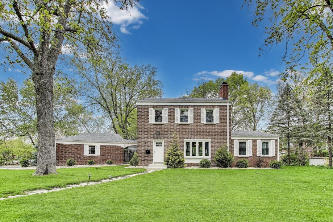 2515 Gordon Dr in Flossmoor, IL - Building Photo