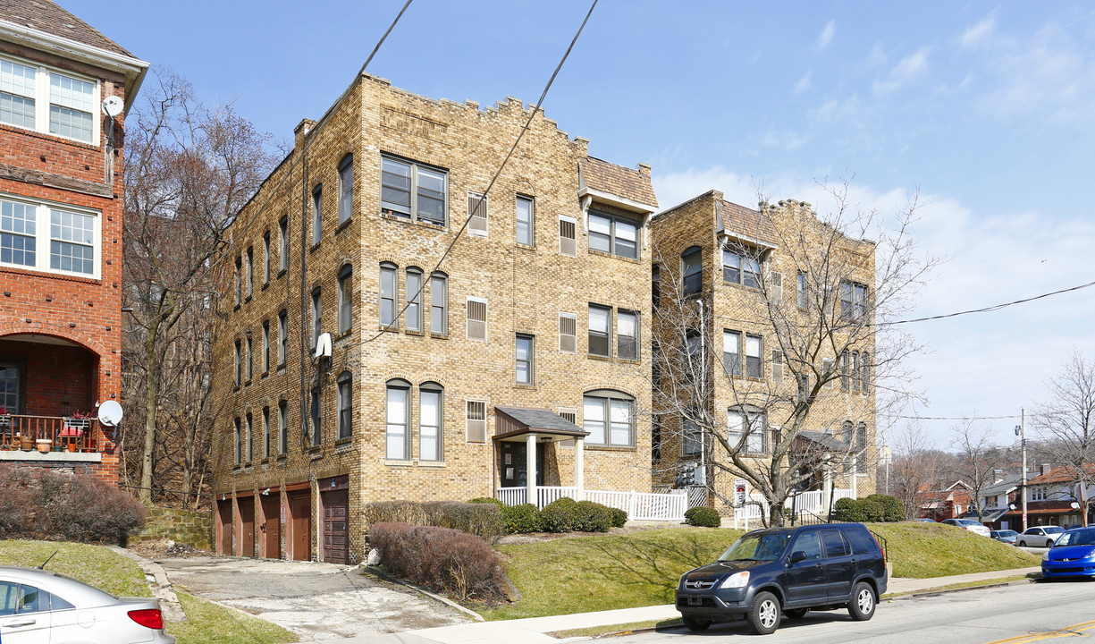 5673-5677 Hobart St in Pittsburgh, PA - Building Photo