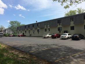 Carrington Heights Apartments in Syracuse, NY - Building Photo - Building Photo