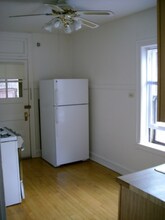 1942 N Whipple St, Unit 3F in Chicago, IL - Building Photo - Building Photo