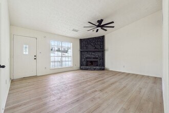 1063 Salisbury Trail in Riverdale, GA - Building Photo - Building Photo
