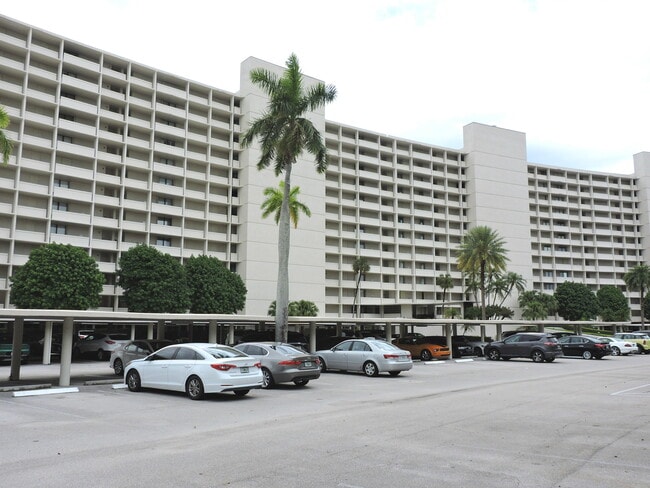 122 Lakeshore Dr, Unit 1134