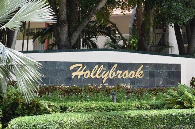 property at 8962 S Hollybrook Blvd