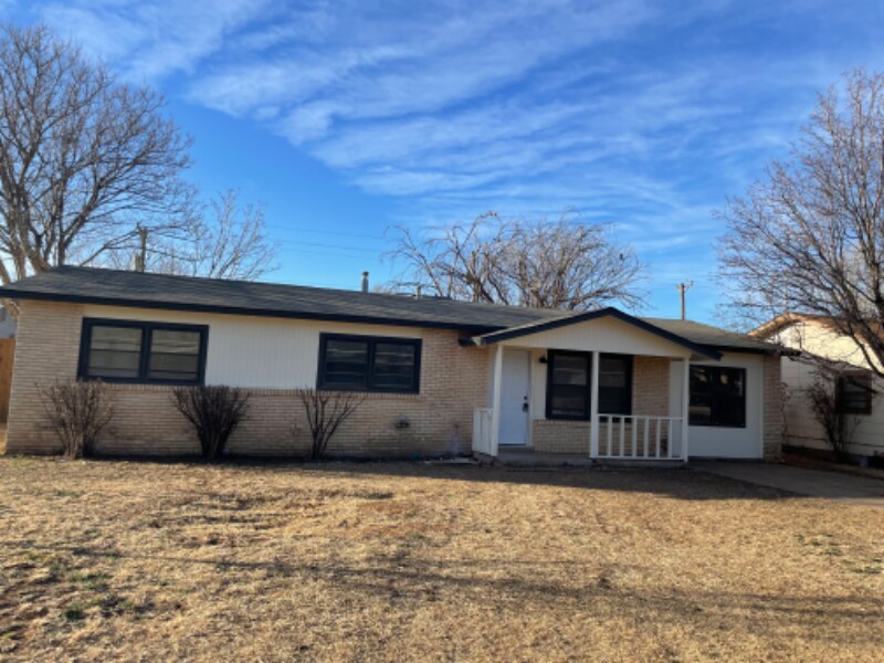5407 47th St in Lubbock, TX - Building Photo