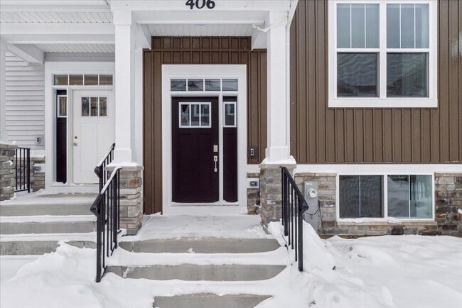 406 Red Oak Cir, Unit 1266-09 in Volo, IL - Building Photo - Building Photo