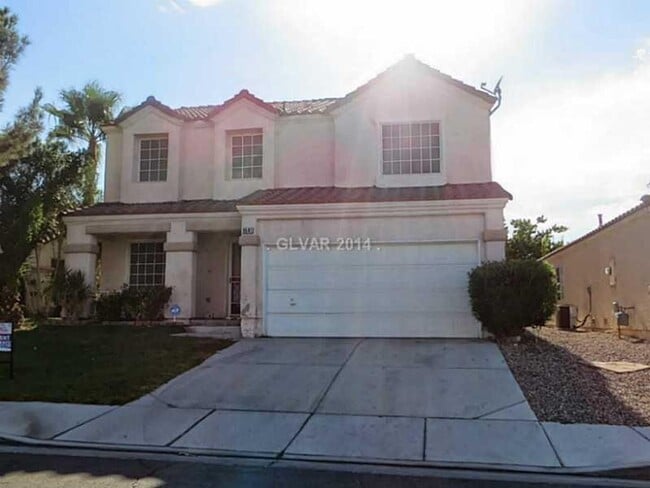 property at 9541 Paradise Rd