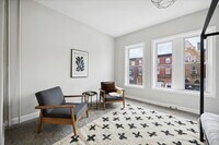 2827 W Girard Ave photo'