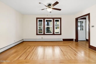 16 Berkley Ave in Cohoes, NY - Building Photo - Building Photo