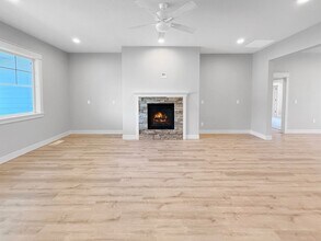 74 S Ravine Way in Nampa, ID - Building Photo - Building Photo