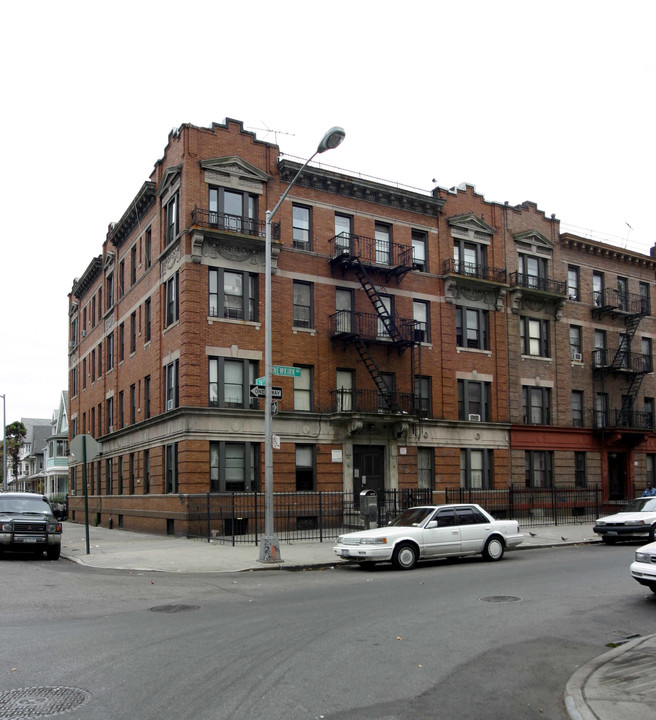 2522 Newkirk Ave in Brooklyn, NY - Foto de edificio