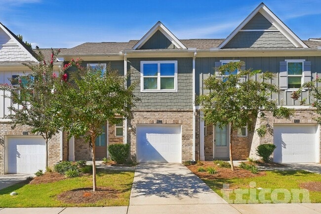 property at 462 Rosemary Pk Wy