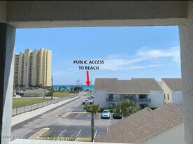 17614 Front Beach Rd in Panama City Beach, FL - Building Photo