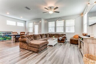 7400 Wynkoop Ct in Austin, TX - Building Photo - Building Photo