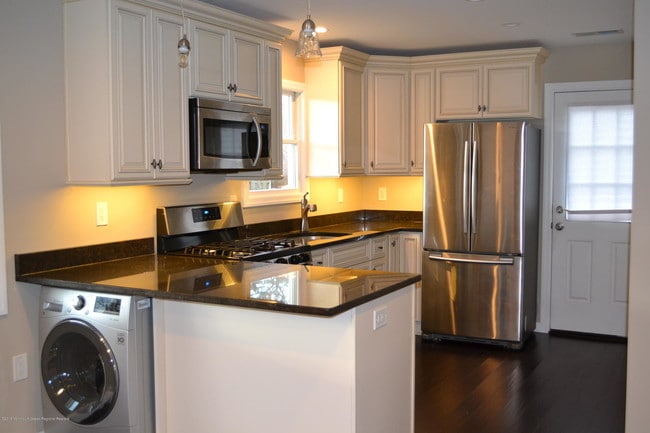 3147 Hiawatha Ave in Point Pleasant, NJ - Building Photo - Building Photo