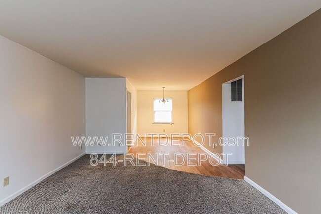 2821 Ravenswood Dr in Evansville, IN - Building Photo - Building Photo