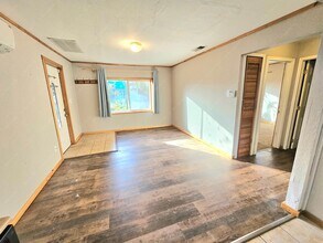 5660 SE 125th Ave in Portland, OR - Building Photo - Building Photo