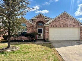 5212 Westheimer Rd in Fort Worth, TX - Building Photo