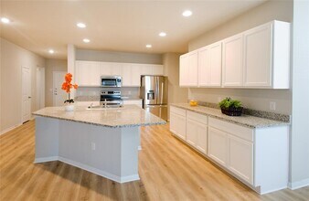 108 Freedom Park Ave in Liberty Hill, TX - Building Photo - Building Photo