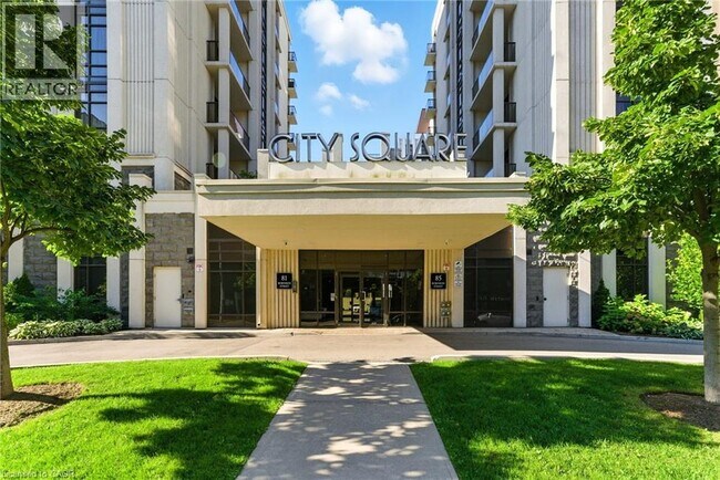 81 Robinson St in Hamilton, ON - Building Photo - Building Photo