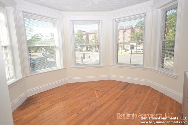 property at 1304 Commonwealth Ave