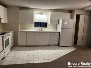 16 Elmer St in Cambridge, MA - Building Photo - Building Photo