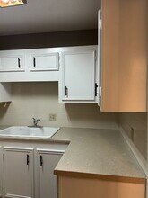 301 Windsor Manor Way in Kernersville, NC - Building Photo - Building Photo