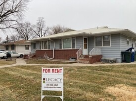 2922 K Ave, Unit 1 in Kearney, NE - Building Photo