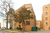 Cook Apartments in Highland Park, MI - Foto de edificio - Building Photo