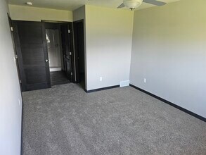 1623 3rd St NW in Watertown, SD - Foto de edificio - Building Photo