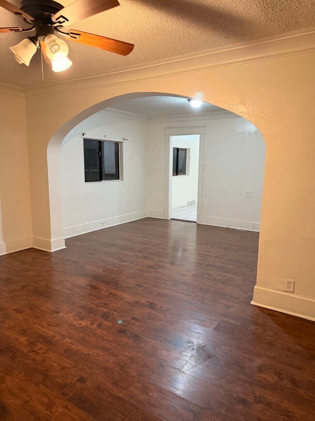 632 W 78th St in Los Angeles, CA - Building Photo - Building Photo