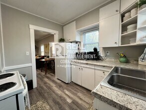 3215 Barnard Ave in Kalamazoo, MI - Building Photo - Building Photo