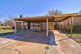 4228 SE 24th St in Del City, OK - Building Photo