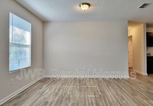 7914 Pipit Ave in Jacksonville, FL - Building Photo - Building Photo