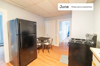 Room in Shared 3 bed/1 bath home, Unit A in Cambridge, MA - Building Photo - Building Photo