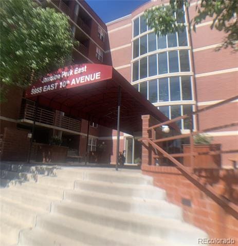 property at 5955 E 10th Ave