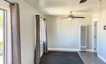 611 S Freeman St in Oceanside, CA - Building Photo - Building Photo