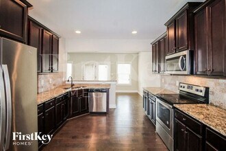 113 Village Pl in Newnan, GA - Building Photo - Building Photo