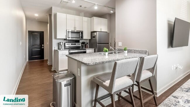 1544 Madison Ave in Memphis, TN - Building Photo - Building Photo