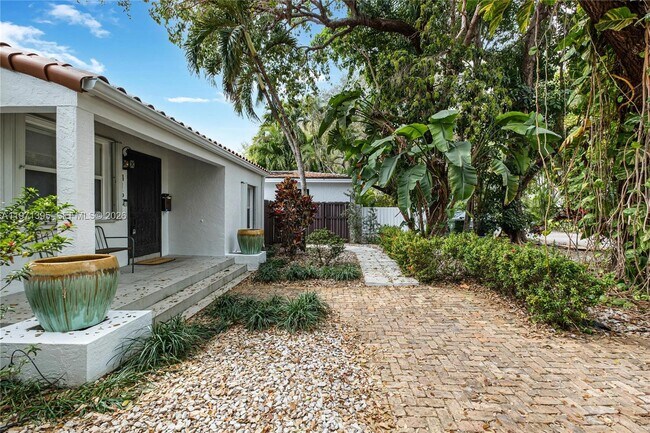 4150 Ventura Ave in Coral Gables, FL - Building Photo - Building Photo